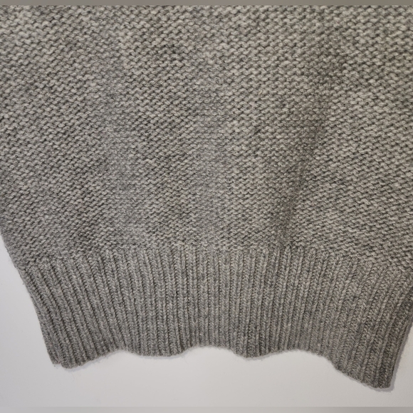 American Eagle short sleeve knit Size Small, tan - Picture 5 of 6